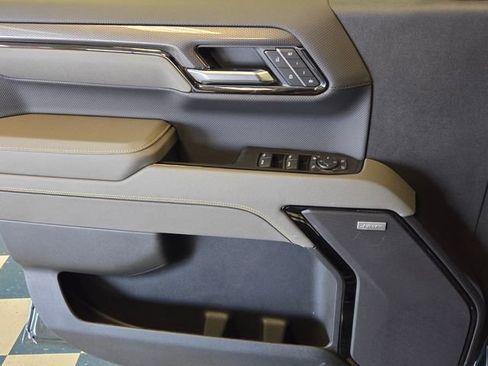 New 2026 Chevrolet Silverado 1500 ZR2 image 29