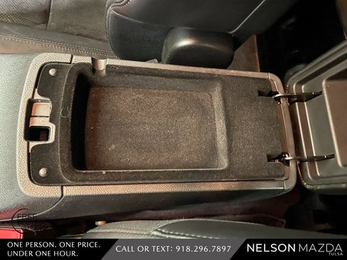 Used 2017 Jeep Grand Cherokee Altitude image 31