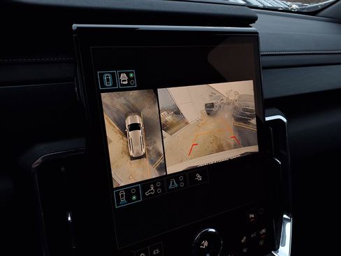 New 2026 GMC Acadia Elevation AWD/4WD image 17