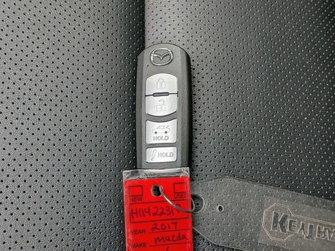 Used 2017 MAZDA MAZDA6 Touring image 31