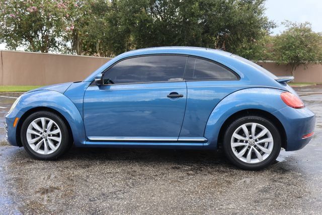 Used 2017 Volkswagen Beetle 1.8T Classic FWD image 5