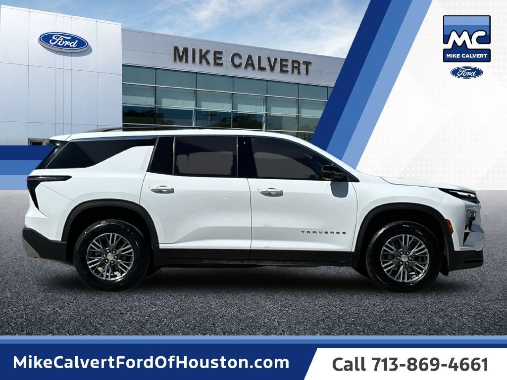 Used 2024 Chevrolet Traverse LT AWD/4WD image 6