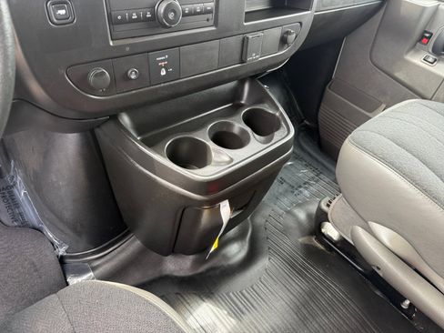 Used 2024 Chevrolet Express 2500 w/ Driver Convenience Package RWD image 13