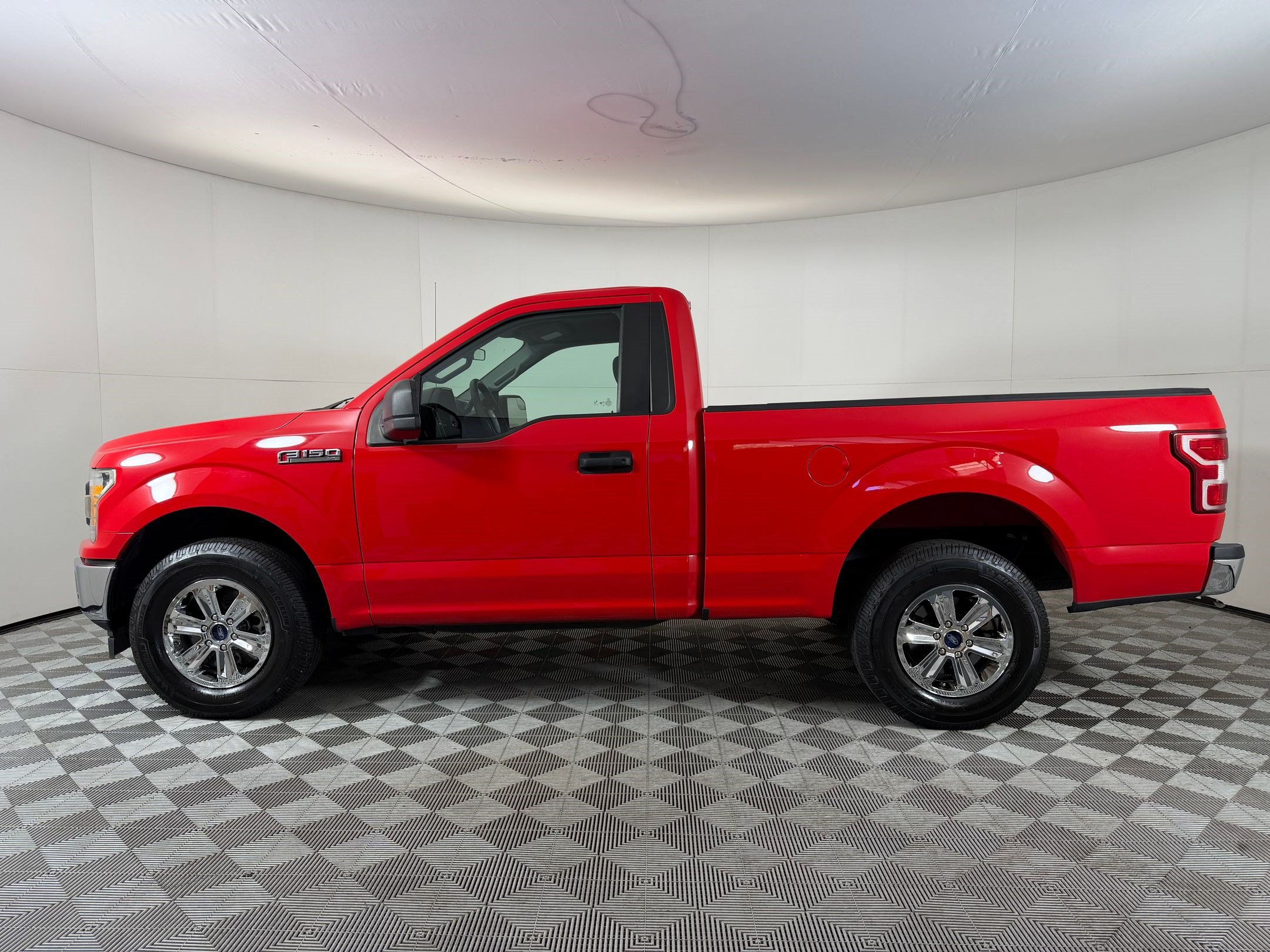 Used 2020 Ford F150 XL w/ Equipment Group 101A Mid RWD image 2