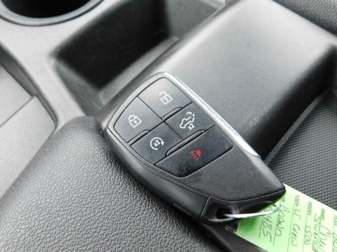 Used 2023 Chevrolet Silverado 1500 LT image 43