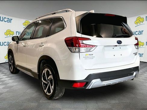 Used 2023 Subaru Forester Touring image 4