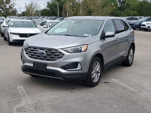 Used 2023 Ford Edge SEL image 8