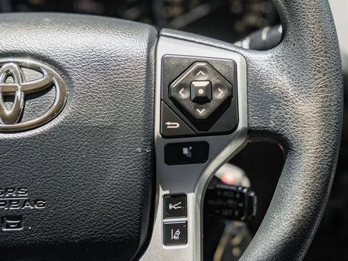 Used 2019 Toyota Tundra SR5 w/ SR5 Upgrade Package AWD/4WD image 30