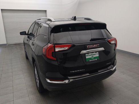 Used 2024 GMC Terrain SLT AWD/4WD image 6