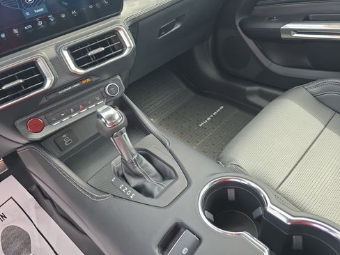 Used 2025 Ford Mustang GT Premium RWD image 22