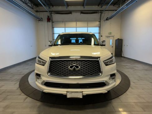 Certified 2019 INFINITI QX80 Luxe w/ Proactive Package image 3