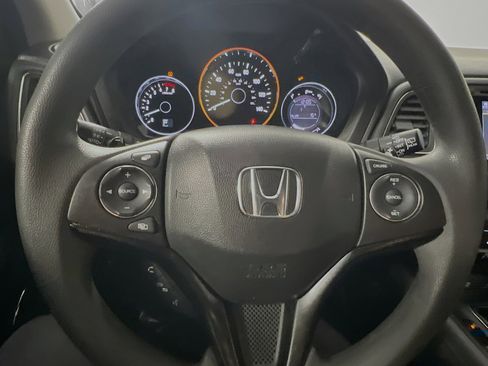 Used 2016 Honda HR-V EX image 18