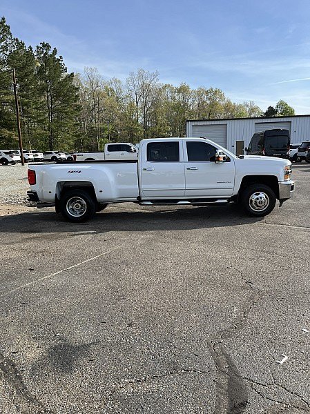 Used 2016 Chevrolet Silverado 3500 LTZ w/ Duramax Plus Package AWD/4WD image 8