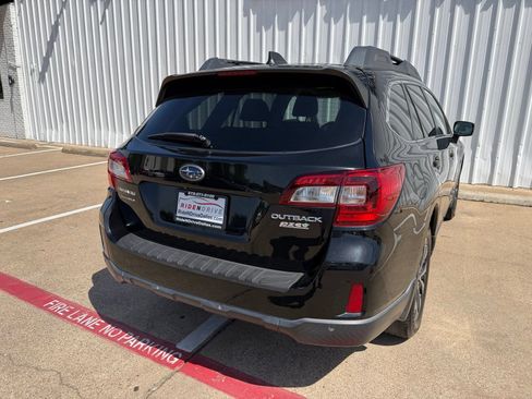 Used 2017 Subaru Outback 2.5i Limited AWD/4WD image 6