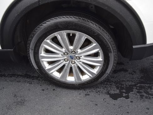 Certified 2021 Ford Explorer Limited image 7