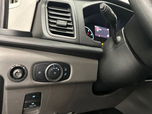 Used 2022 Ford Transit 350 XLT image 34