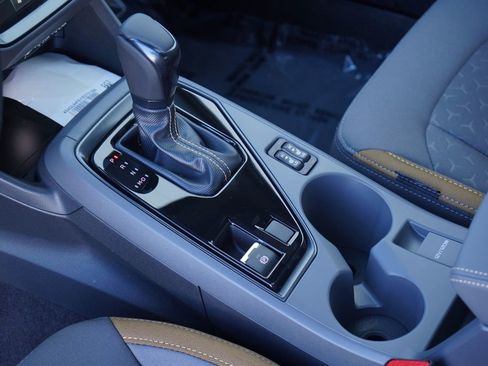 Used 2025 Subaru Crosstrek 2.5i Sport w/ Crosstrek Mirror Package image 9