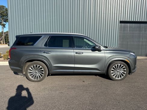 Used 2024 Hyundai Palisade Calligraphy image 8