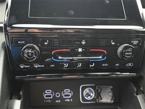 New 2025 Jeep Grand Cherokee L Altitude image 26