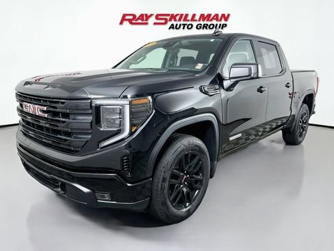Used 2024 GMC Sierra 1500 Elevation AWD/4WD image 3