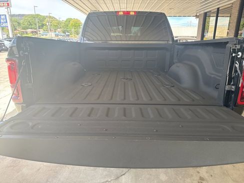 Used 2025 RAM 2500 Big Horn AWD/4WD image 26