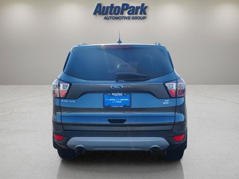 Certified 2018 Ford Escape SE image 6