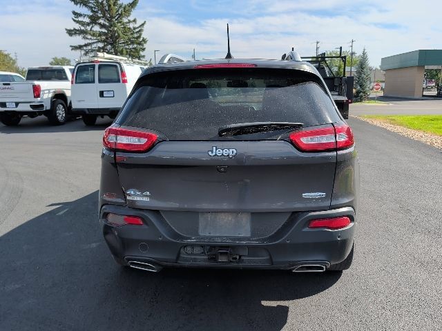 Used 2018 Jeep Cherokee Latitude Plus w/ Comfort/Convenience Group AWD/4WD image 7