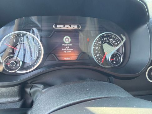 Used 2025 RAM 1500 Laramie AWD/4WD image 6