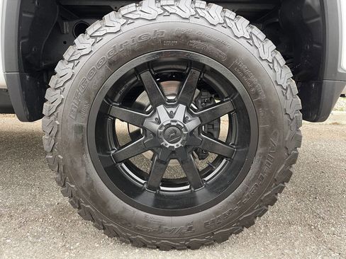 Used 2022 Chevrolet Silverado 2500 LT w/ Fleet Comfort Package image 8