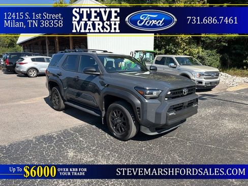 Used 2025 Toyota 4Runner SR5 AWD/4WD image 1