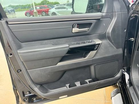 Used 2023 Toyota Tundra Limited w/ Power Package AWD/4WD image 11