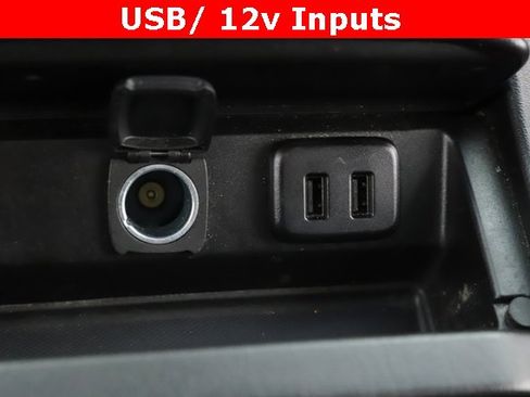 Used 2016 GMC Yukon Denali w/ Open Road Package image 26