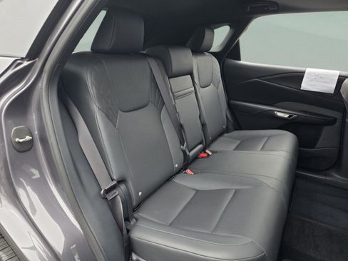 Certified 2025 Lexus RX 350 Premium w/ Accessory Package (Z1) image 30