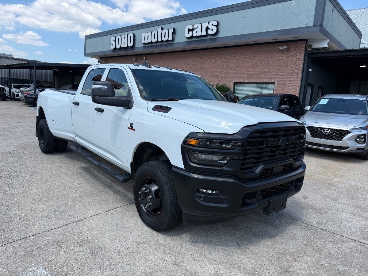 Used 2026 RAM 3500 Tradesman AWD/4WD image 3