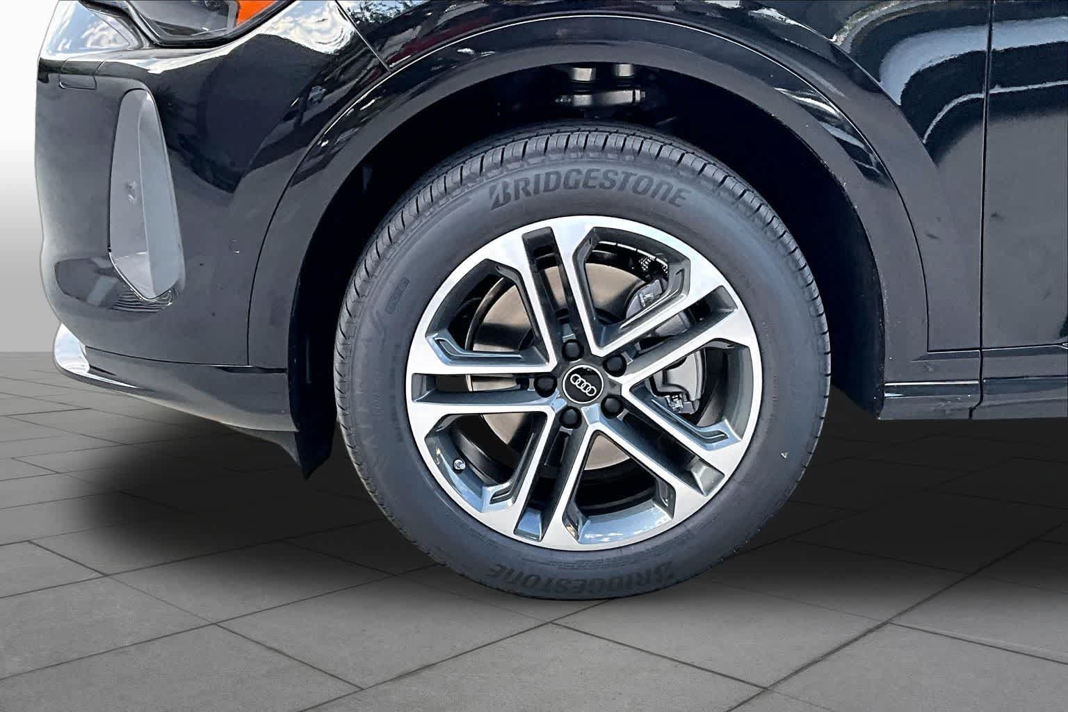 New 2026 Audi Q5 Premium AWD/4WD image 11
