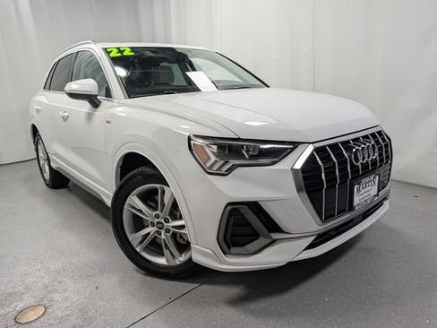 Used 2022 Audi Q3 2.0T Premium Plus w/ Premium Plus Package AWD/4WD image 2