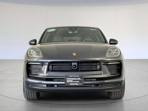 Certified 2026 Porsche Macan AWD/4WD image 11