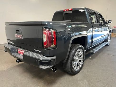 Used 2018 GMC Sierra 1500 Denali w/ Denali Ultimate Package AWD/4WD image 3