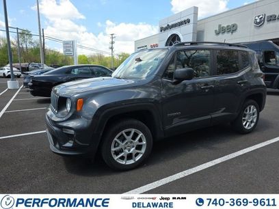 Used 2023 Jeep Renegade Latitude w/ Sun & Fun Group