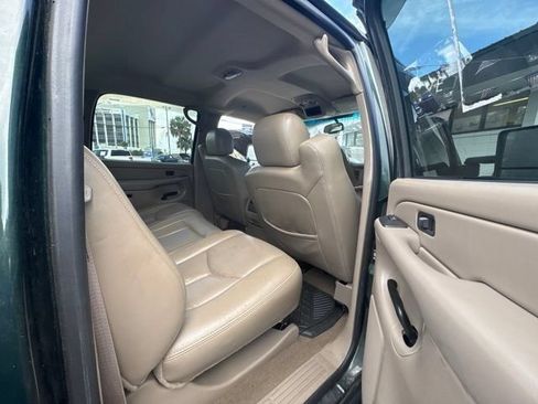 Used 2005 Chevrolet Silverado 2500 LT w/ Heavy-Duty Power Package AWD/4WD image 4