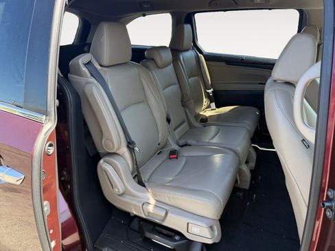 Used 2019 Honda Odyssey EX-L image 19
