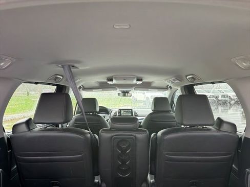 Used 2024 Honda Odyssey Touring image 17