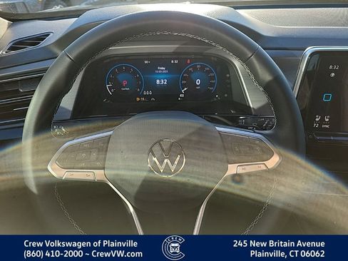 New 2026 Volkswagen Atlas Cross Sport SE image 31