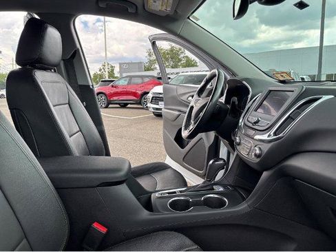 Used 2020 Chevrolet Equinox LT w/ Sport Edition AWD/4WD image 16