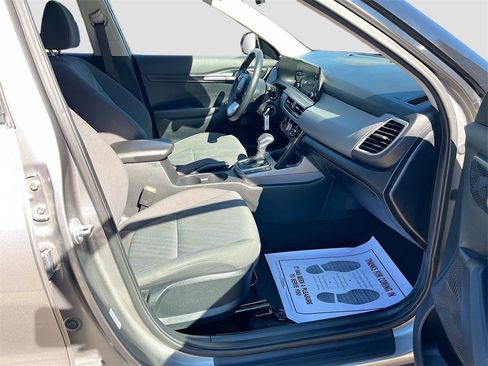 Used 2024 Kia Seltos LX image 26