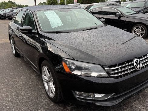Used 2013 Volkswagen Passat TDI SEL Premium FWD image 1