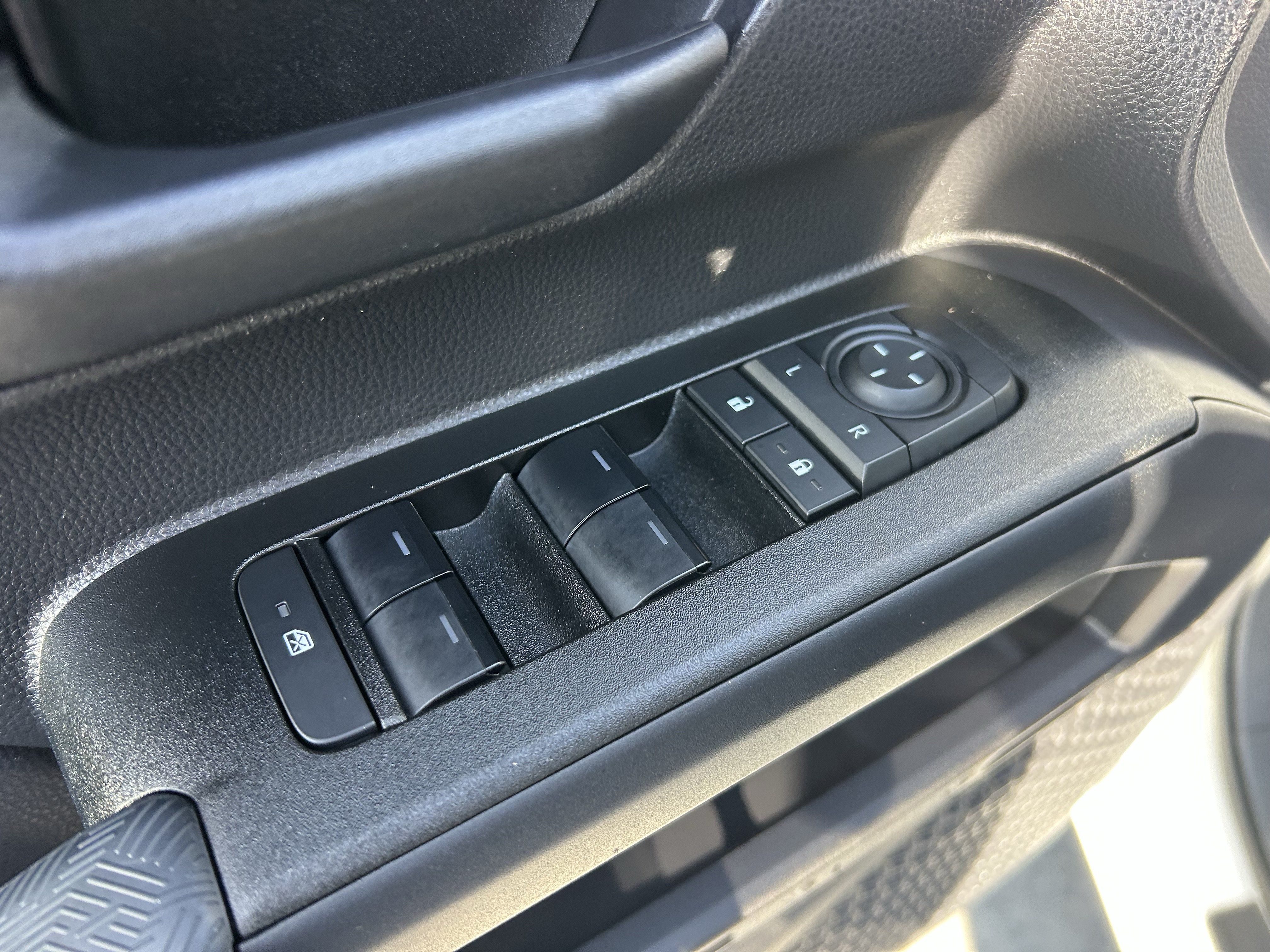 Certified 2026 Toyota 4Runner SR5 AWD/4WD image 18