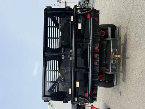Certified 2022 Ford F550 4x4 SuperCab Super Duty image 4