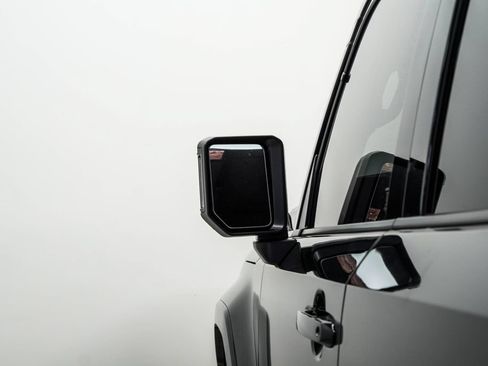 Used 2024 Lexus GX 550 w/ Accessory Package (2T) AWD/4WD image 14
