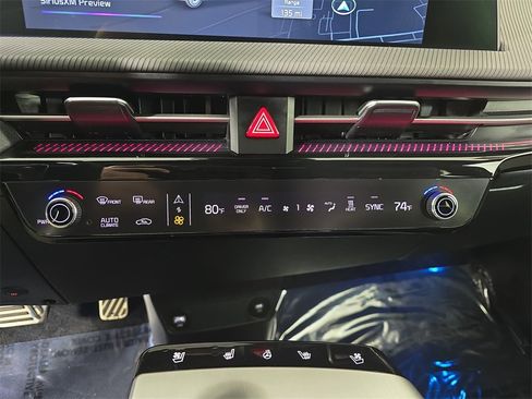 Used 2022 Kia EV6 GT-Line w/ GT-Line Suede Seat Package image 26